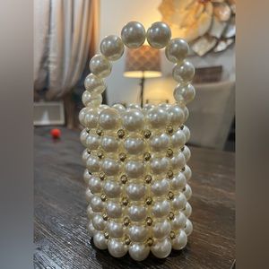 Pearl Bucket Bag